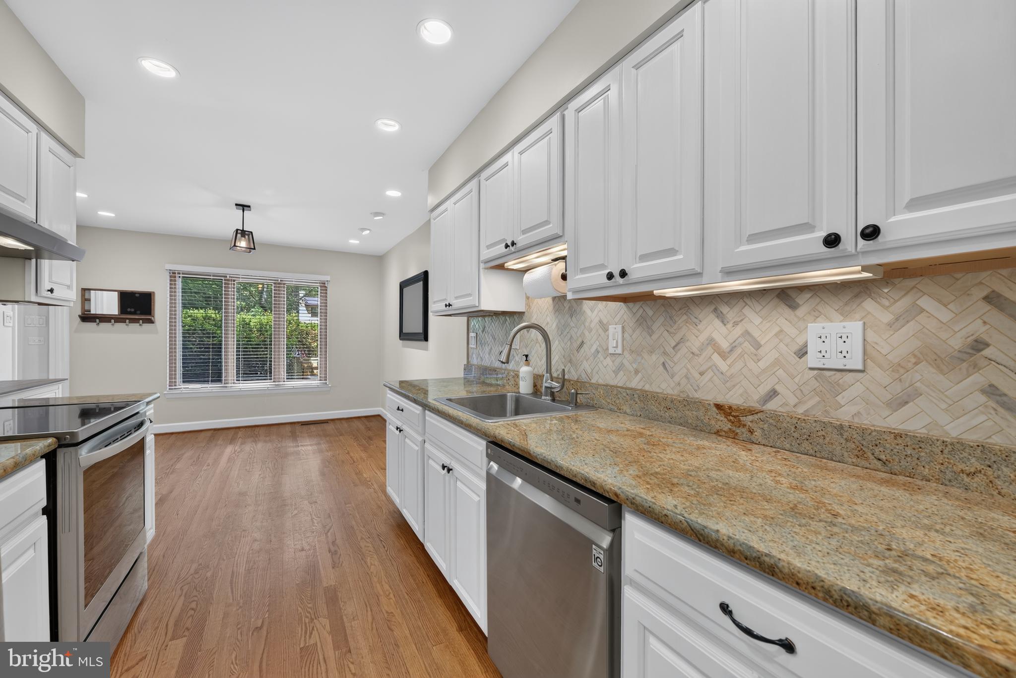 2031 Sarazen Place Reston, VA 20191 - Photo 8 of 27 New Kitchen Sink