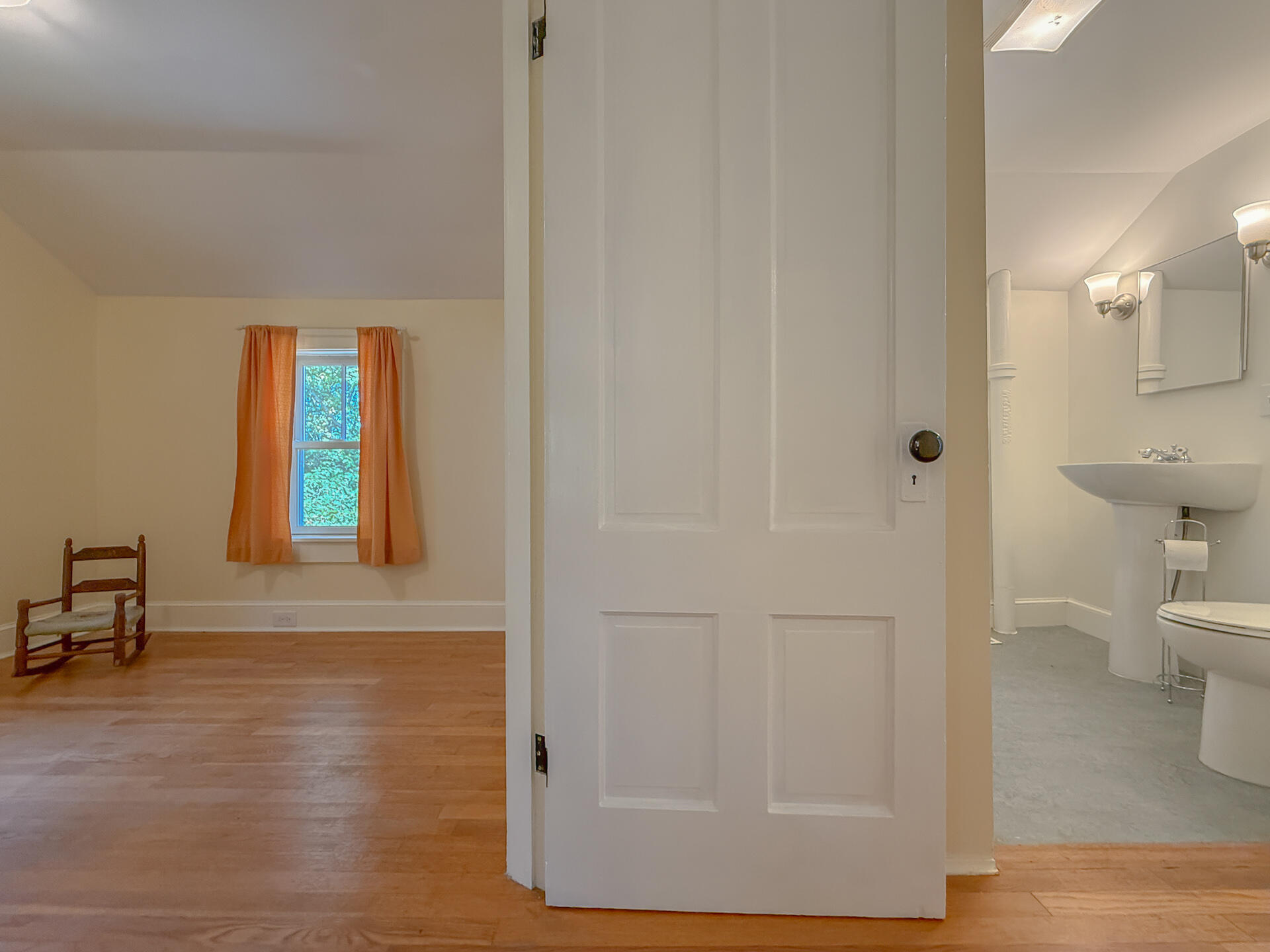 201 Lewis Hill Road Newcastle, ME 04553 - Photo 82 of 98 Orange room, bath