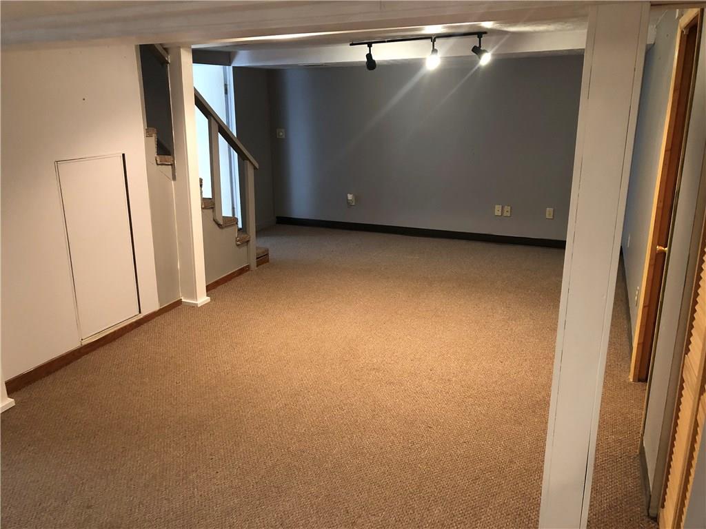 1242 McCaslin Road Clinton, PA 15026 - Photo 15 of 25 Gallery Image 15