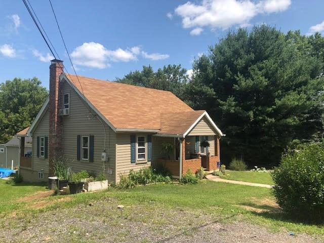 1242 McCaslin Road Clinton, PA 15026 - Photo 3 of 25 Gallery Image 3