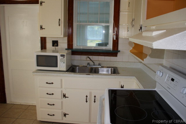 1330 Callis Field Lane Mathews, VA 23109 - Photo 15 of 25