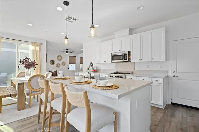 $1,494,000 | 403 Aura Drive, Costa Mesa, CA 92626