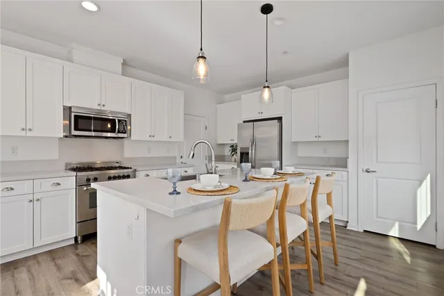 $1,494,000 | 403 Aura Drive, Costa Mesa, CA 92626