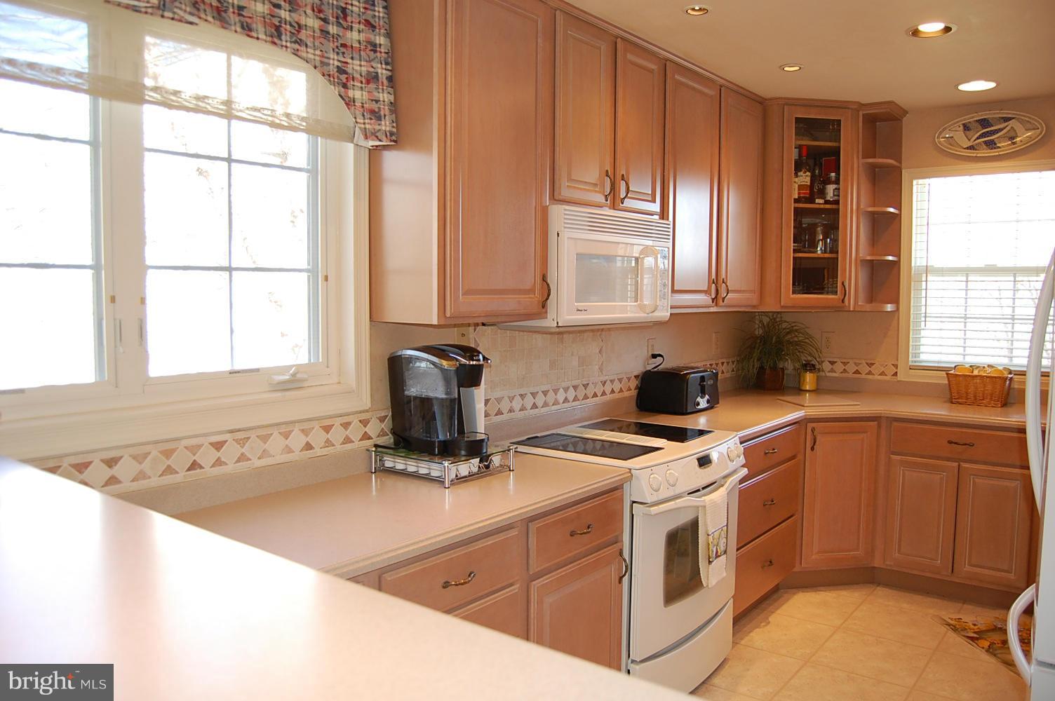 2330 Golden Chapel Road Odenton, MD 21113 - Photo 4 of 29 Kitchen
