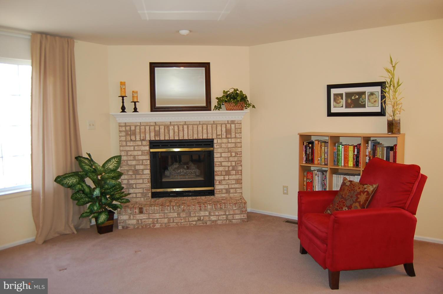 2330 Golden Chapel Road Odenton, MD 21113 - Photo 10 of 29 Living Room