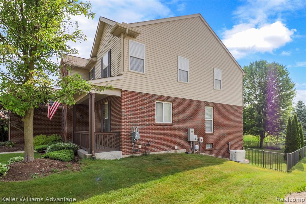 3285 Everett Drive Rochester Hills, MI 48307 - Photo 3 of 77