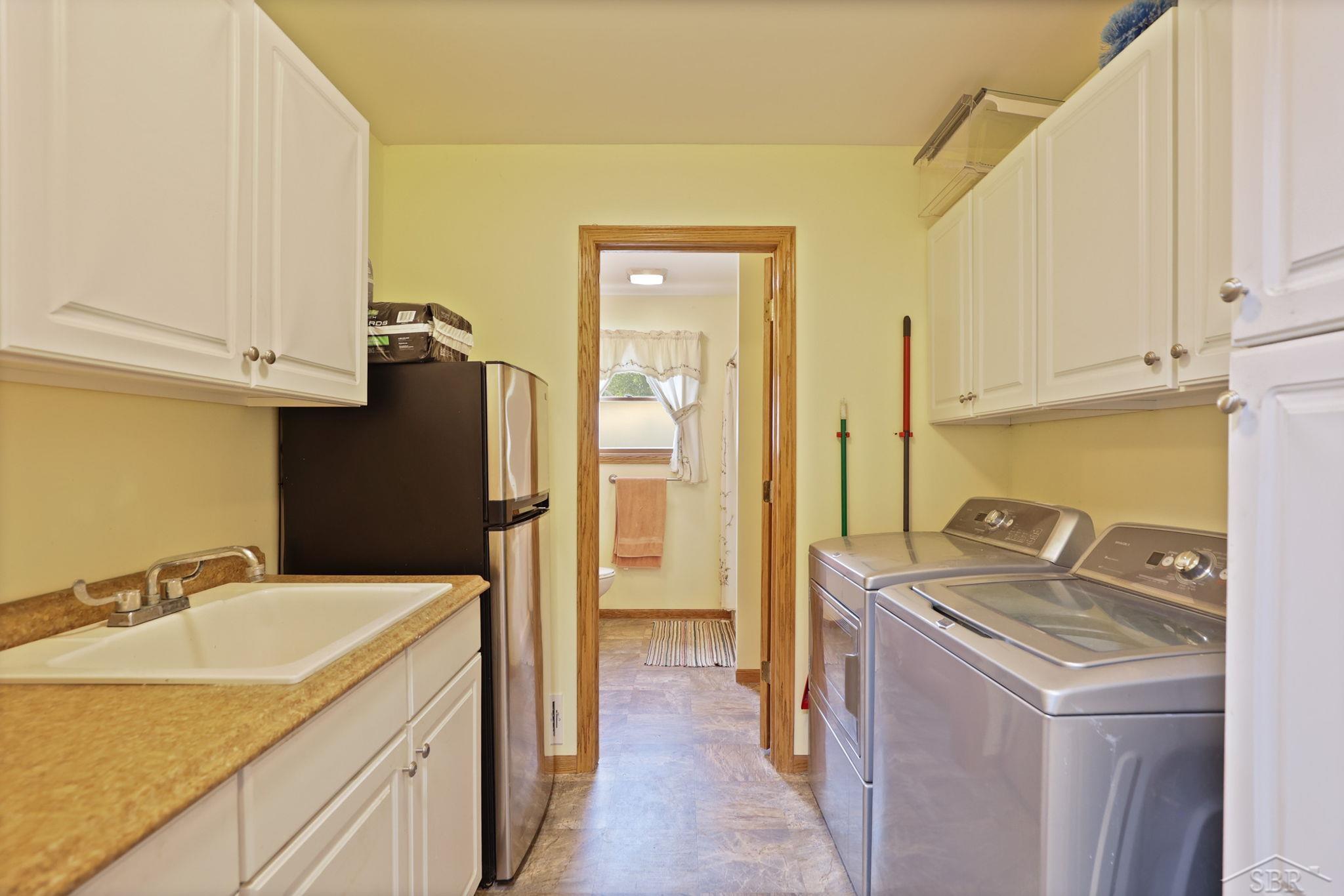 6825 McCarty Road Saginaw, MI 48603 - Photo 16 of 33 50178389-0dc252ed-8677-40b1-a1f6-fa2eb0a34530.JPG