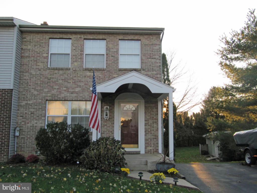 1001 Williamsburg Road Lancaster, PA 17603 - Photo 1 of 18 Gallery Image 1
