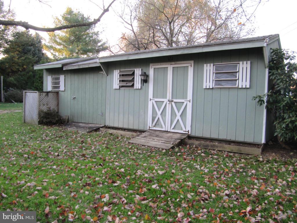1001 Williamsburg Road Lancaster, PA 17603 - Photo 18 of 18 Gallery Image 18