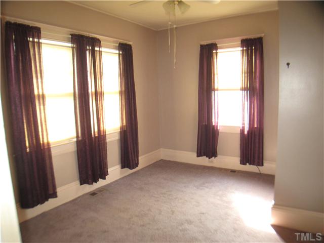 3119 Stanhope Avenue Raleigh, NC 27607 - Photo 4 of 18