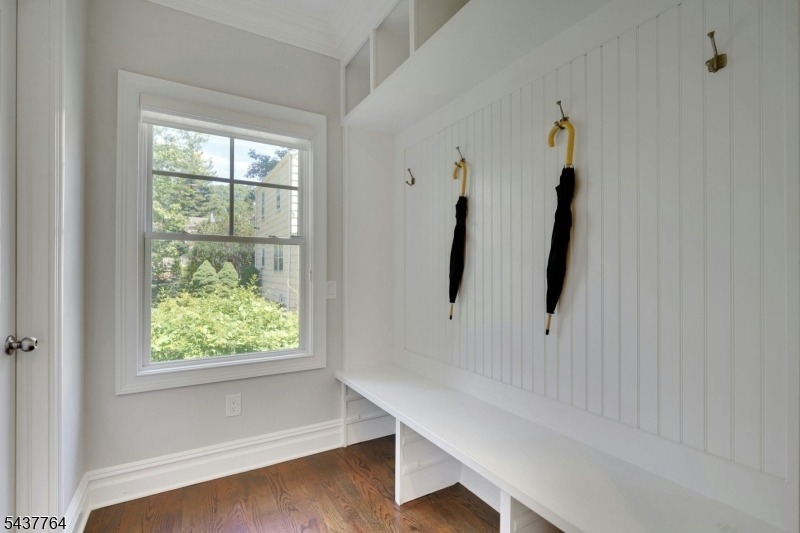 16 Exeter Road Short Hills, NJ 07078 - Photo 21 of 49