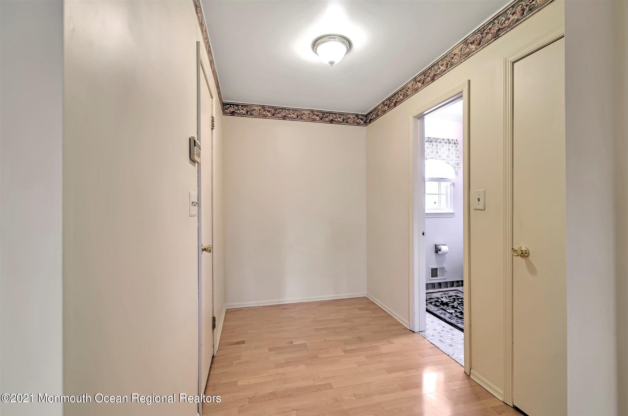 4 Cloverleaf Drive Marlboro, NJ 07746 - Photo 28 of 53 MASTER BEDROOM