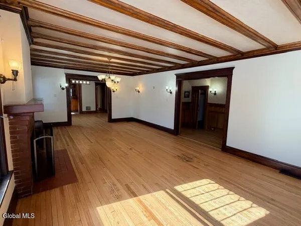 $2,800 | 492 Glen Street, Unit A, Glens Falls, NY 12801