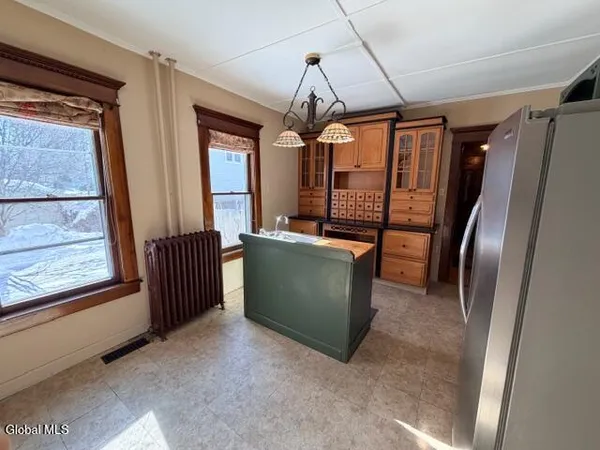 $2,800 | 492 Glen Street, Unit A, Glens Falls, NY 12801