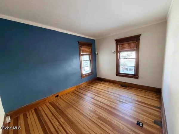 $2,800 | 492 Glen Street, Unit A, Glens Falls, NY 12801