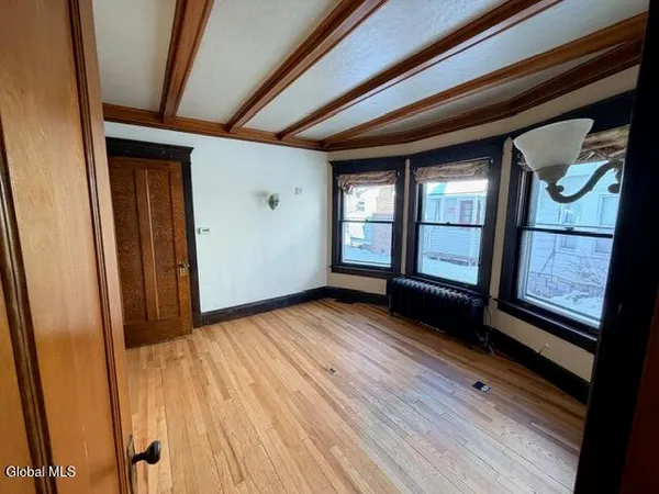 $2,800 | 492 Glen Street, Unit A, Glens Falls, NY 12801