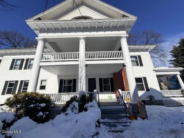 $2,800 | 492 Glen Street, Unit A, Glens Falls, NY 12801