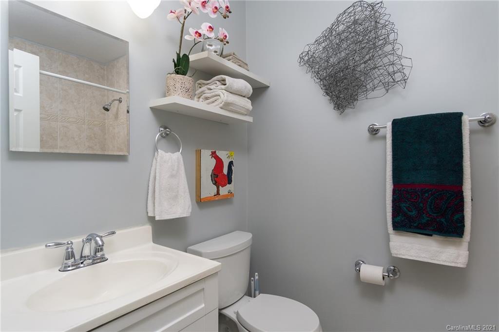 40 Wendover Road Asheville, NC 28806 - Photo 11 of 42 Gallery Image 11