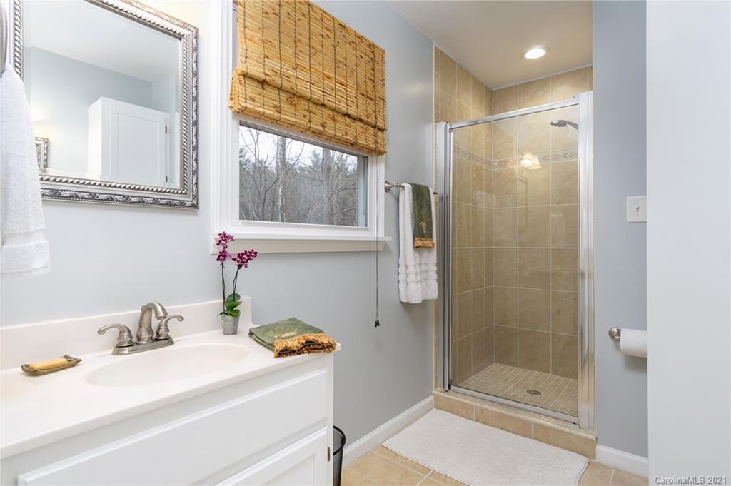 40 Wendover Road Asheville, NC 28806 - Photo 16 of 42 Gallery Image 16