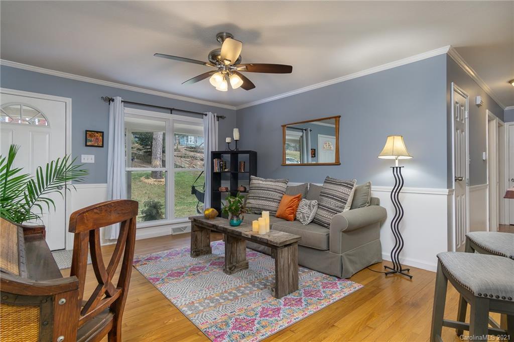 40 Wendover Road Asheville, NC 28806 - Photo 3 of 42 Gallery Image 3