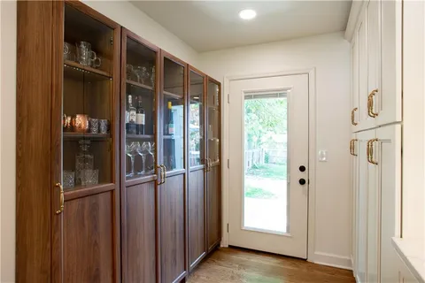 $395,000 | 5639 Maple Street, Mission, KS 66202