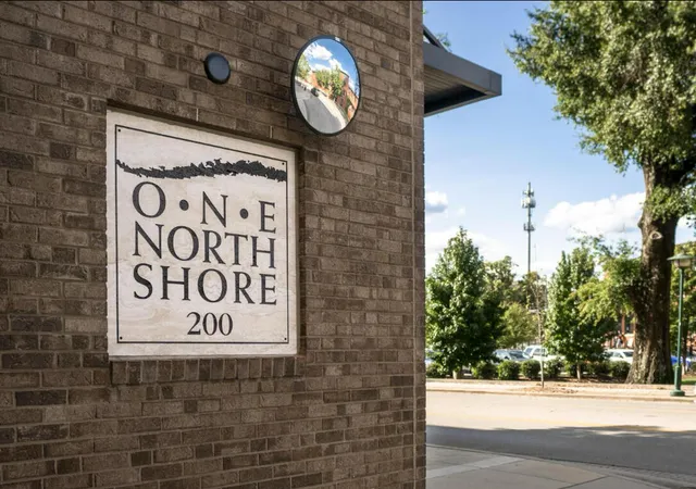 $2,800 | 200 Manufacturers Road, Unit 342, Chattanooga, TN 37405