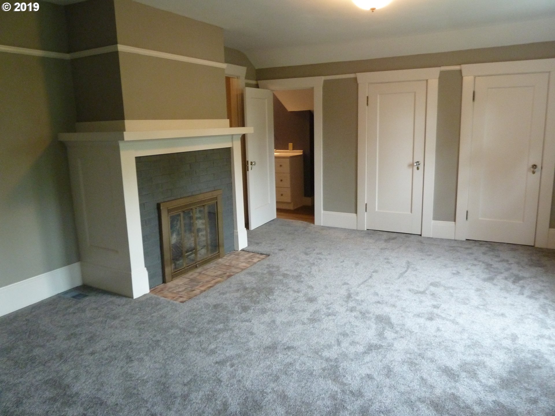 4150 Southwest Carson Street Portland, OR 97219 - Photo 14 of 31 Gallery Image 14