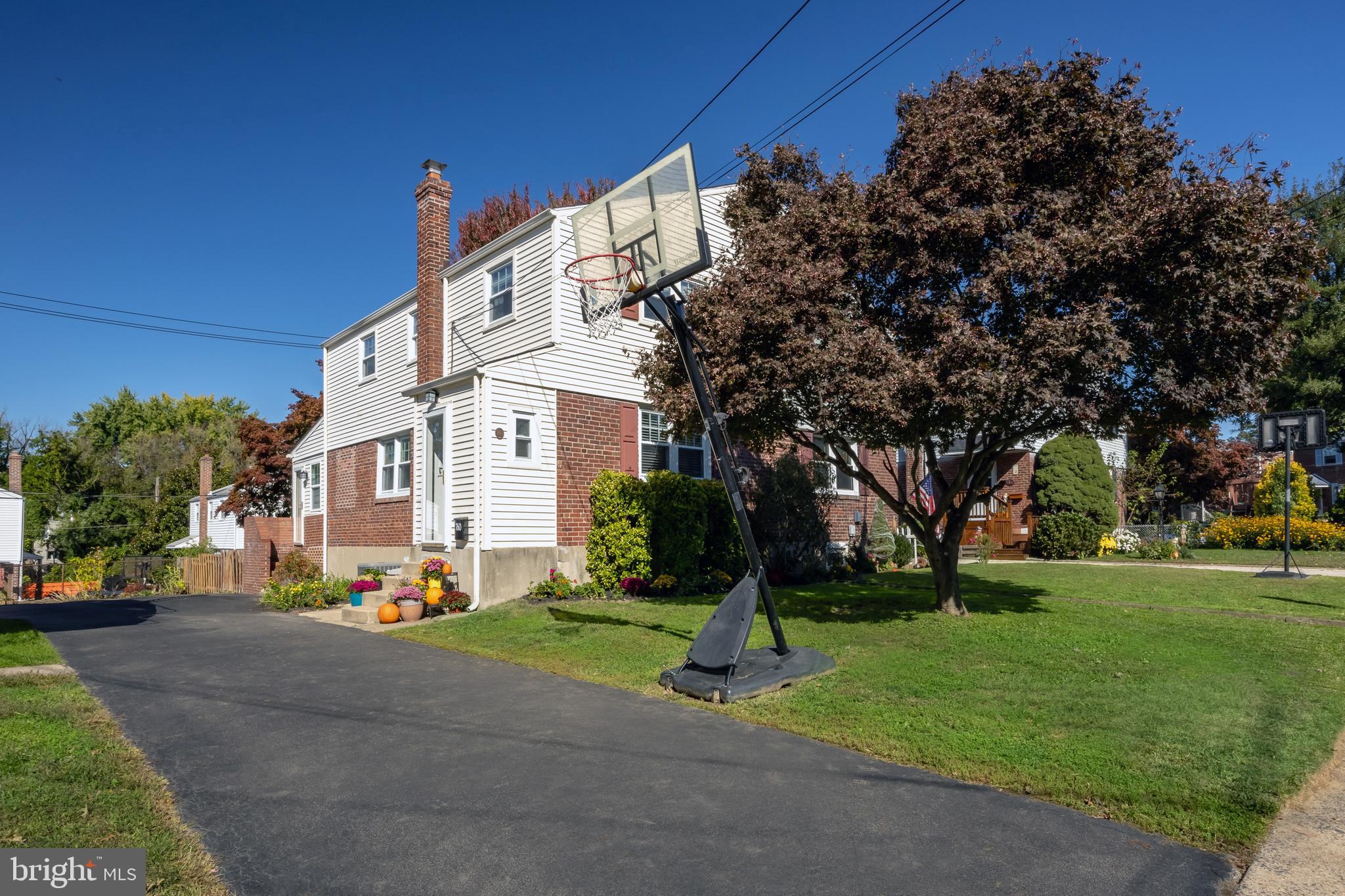 760 Oakview Road Ardmore, PA 19003 - Photo 1 of 26 Gallery Image 1