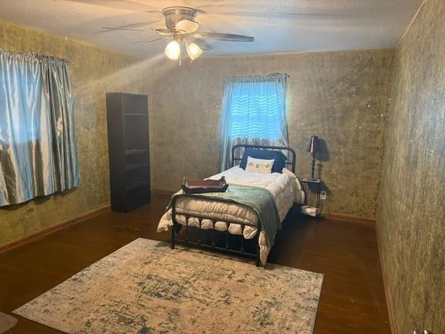 $2,300 | 2025 Lowden Street, Abilene, TX 79603