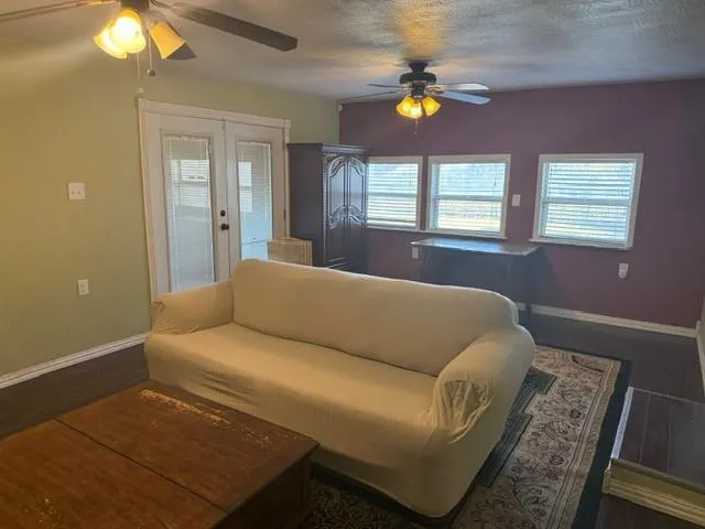 $2,300 | 2025 Lowden Street, Abilene, TX 79603