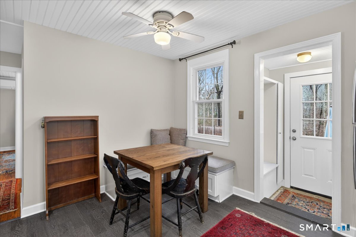 35 Barrett Street Hamden, CT 06517 - Photo 18 of 41