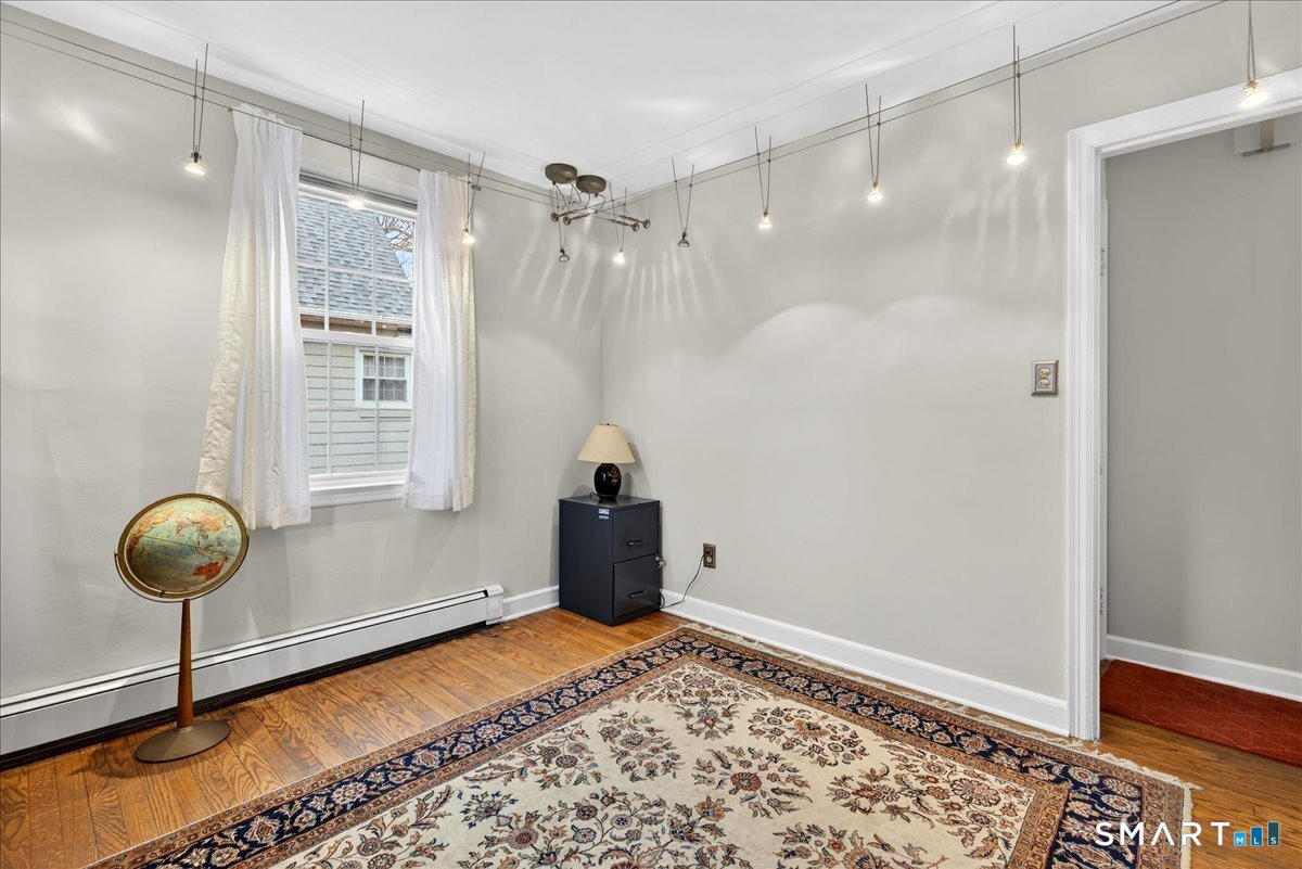 35 Barrett Street Hamden, CT 06517 - Photo 21 of 41