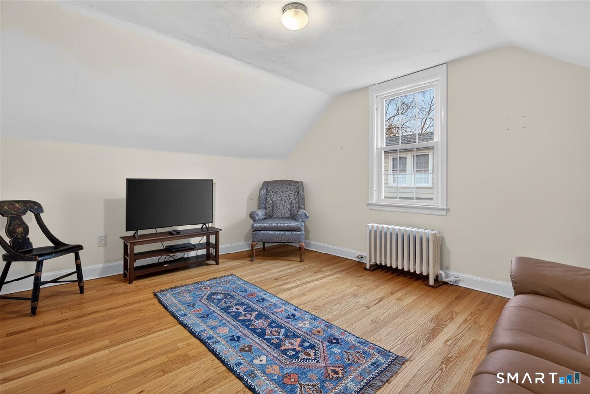 35 Barrett Street Hamden, CT 06517 - Photo 25 of 41