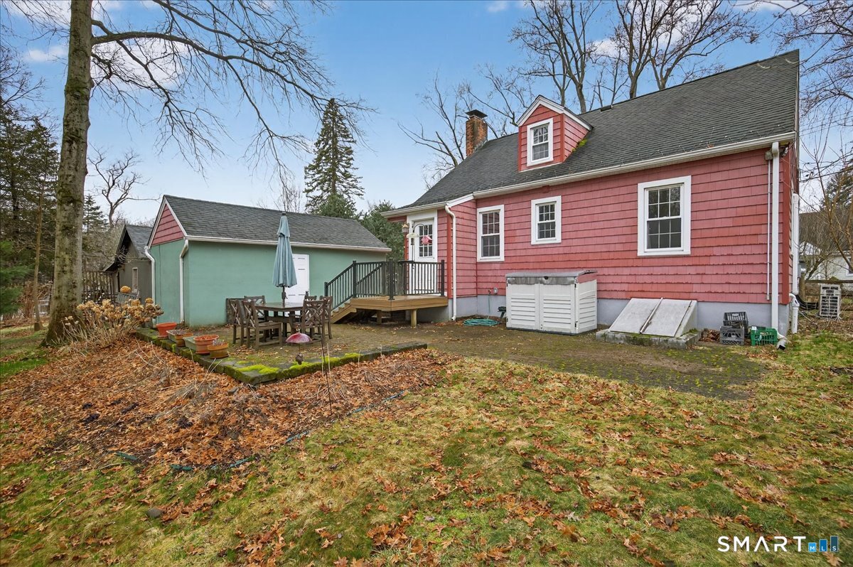 35 Barrett Street Hamden, CT 06517 - Photo 32 of 41