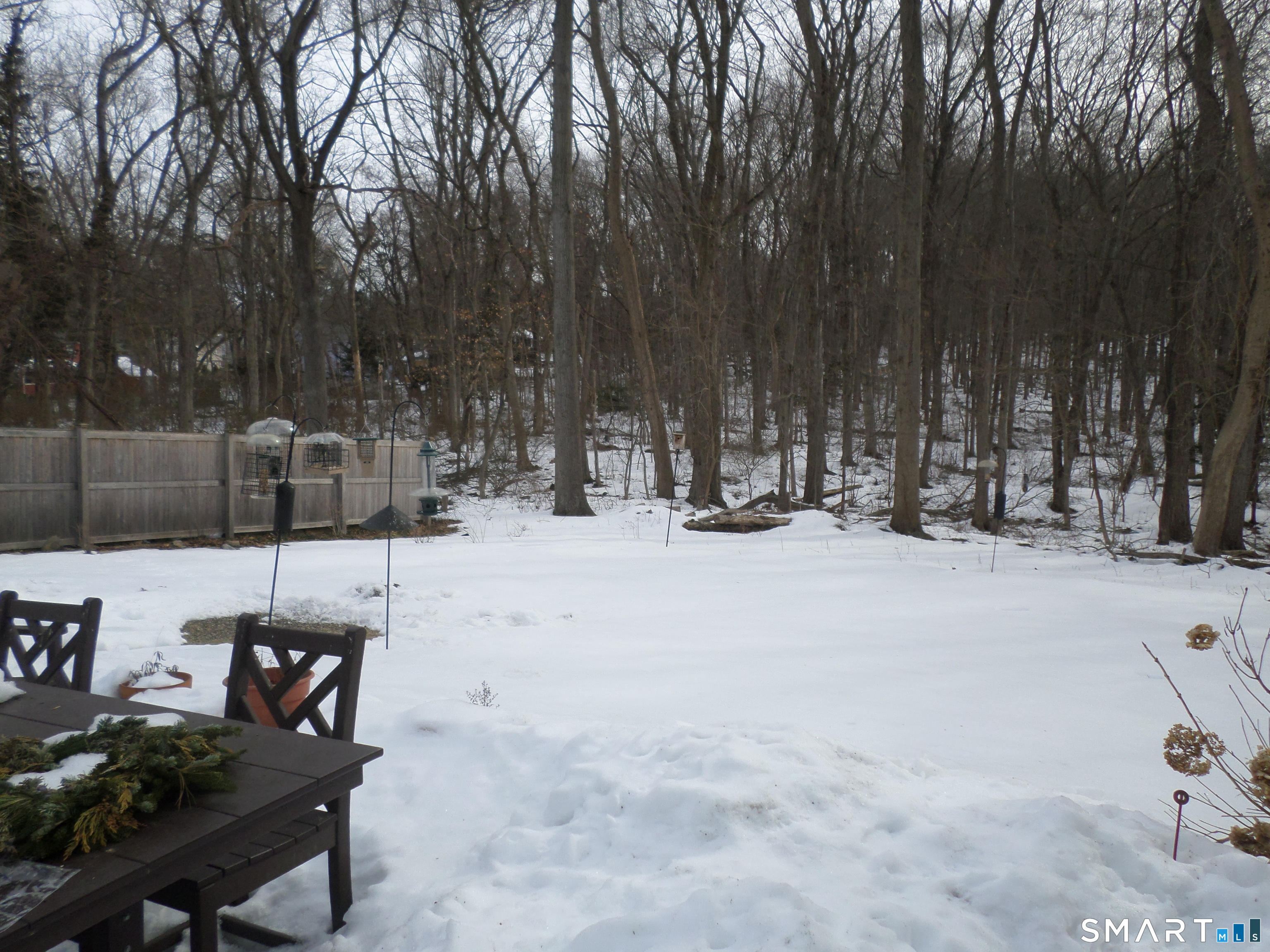 35 Barrett Street Hamden, CT 06517 - Photo 5 of 41