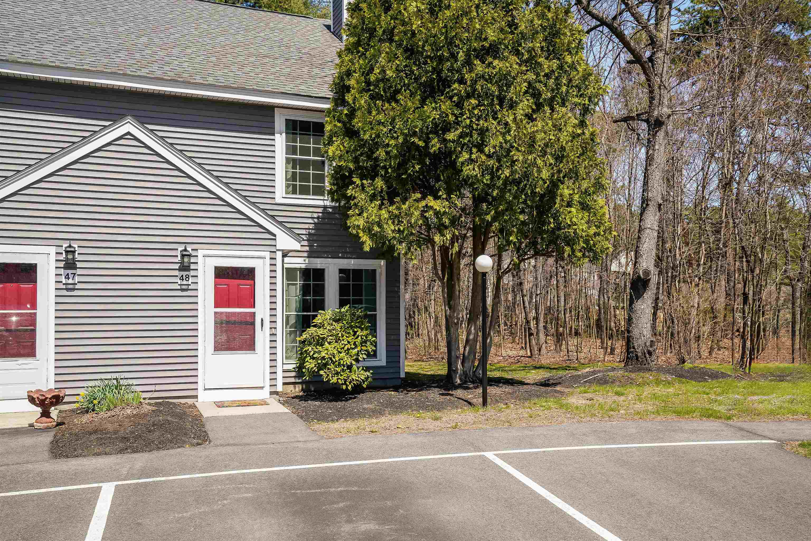 48 Northeast Village Road Concord, NH 03301 - Photo 2 of 37