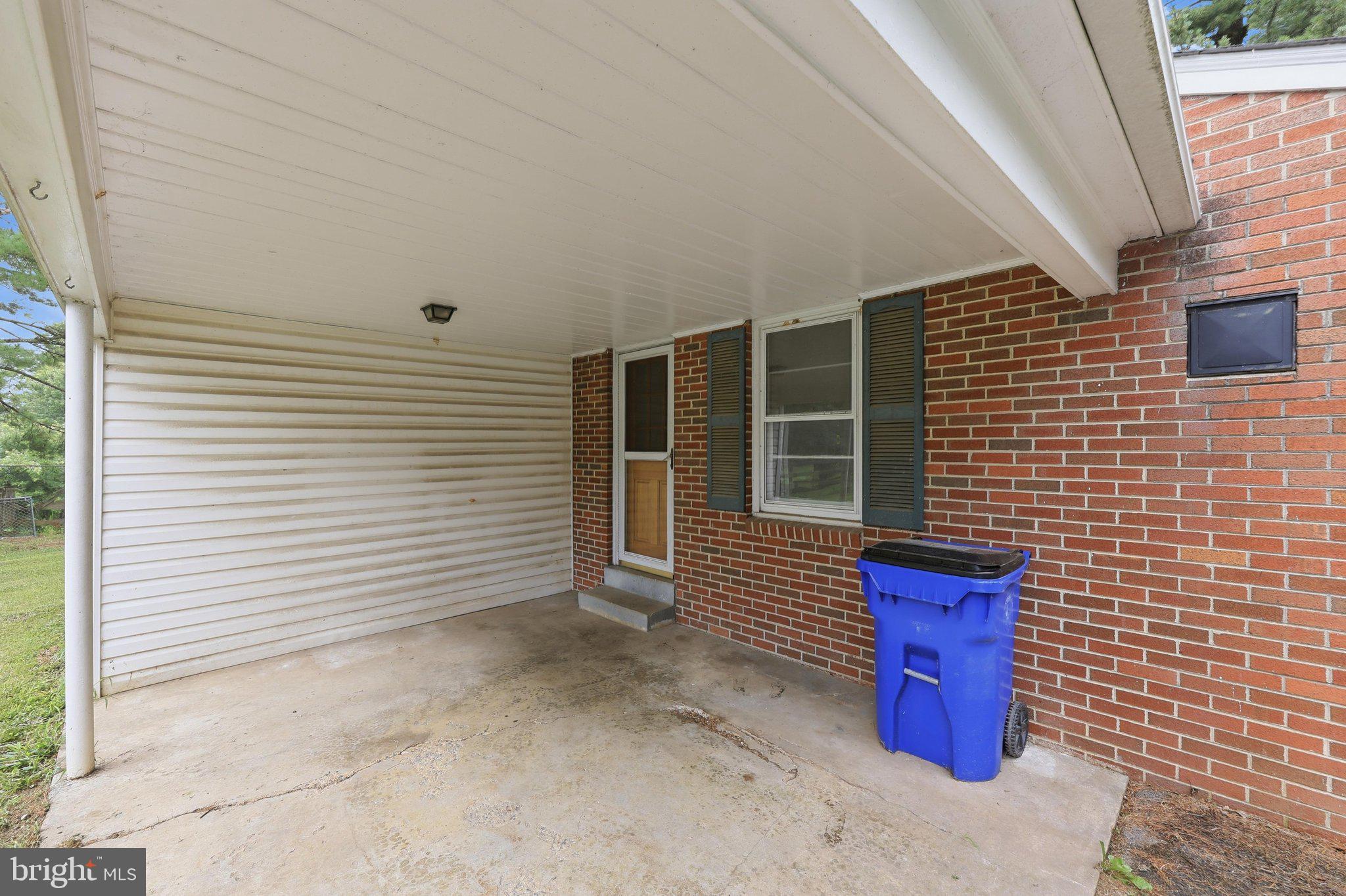 11703 Fingerboard Road Monrovia, MD 21770 - Photo 39 of 46 Carport