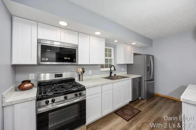 $294,900 | 3155 Cowboy Cove Lane, Ionia, MI 48846