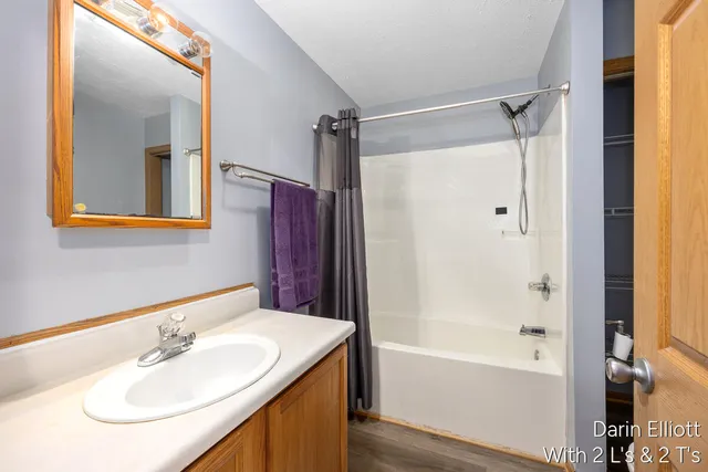 $294,900 | 3155 Cowboy Cove Lane, Ionia, MI 48846