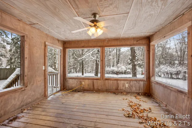 $294,900 | 3155 Cowboy Cove Lane, Ionia, MI 48846