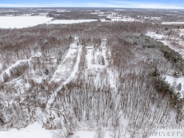 $294,900 | 3155 Cowboy Cove Lane, Ionia, MI 48846