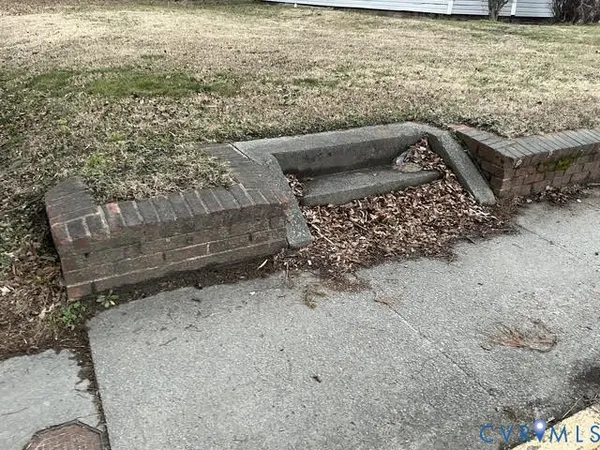 $44,999 | 309 North Main Street, Emporia, VA 23847