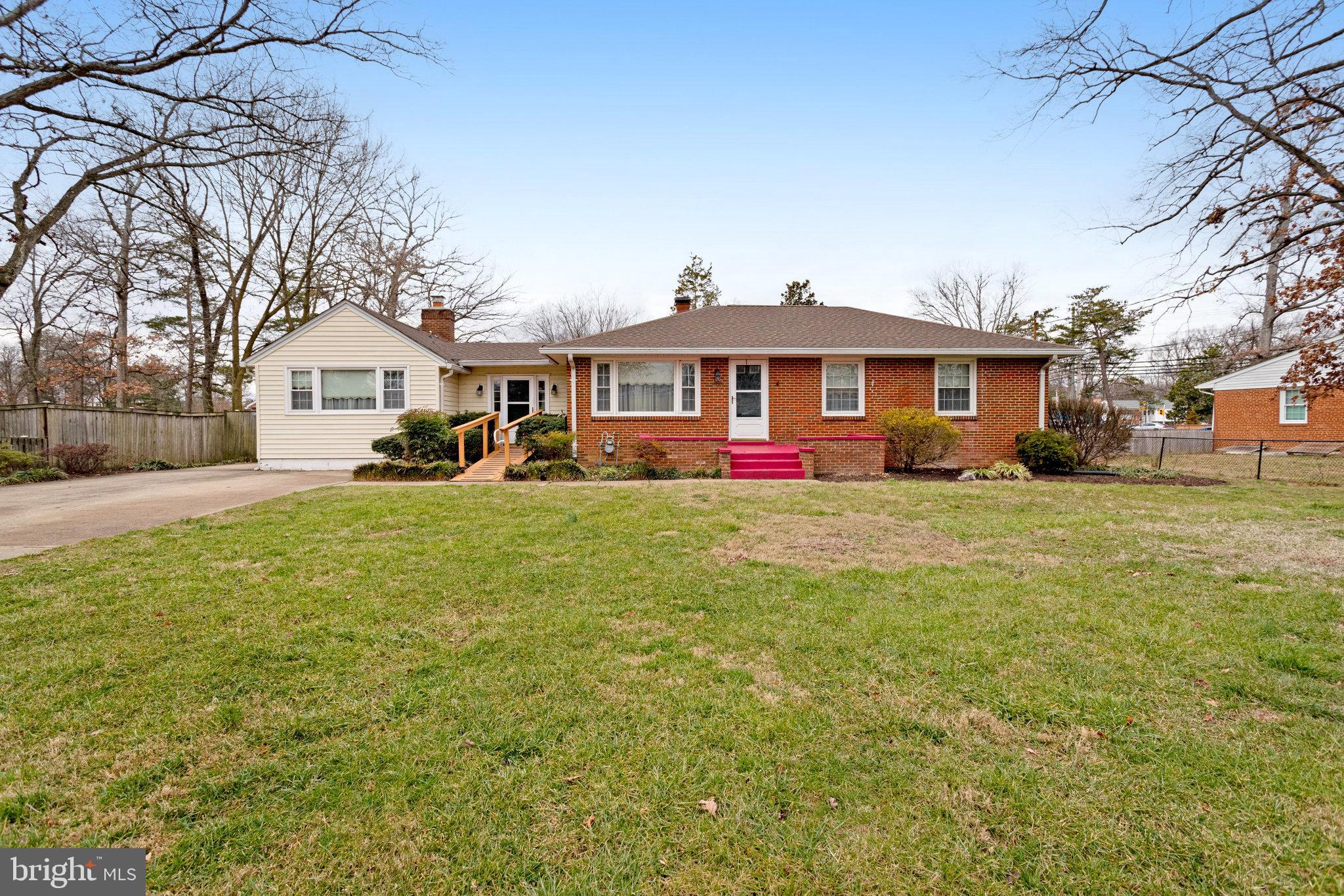 Welcome to 6404 Inwood Dr., Springfield, VA