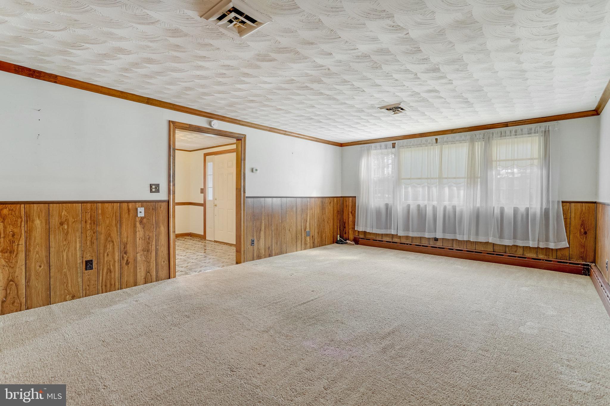 6404 Inwood Drive Springfield, VA 22150 - Photo 11 of 50