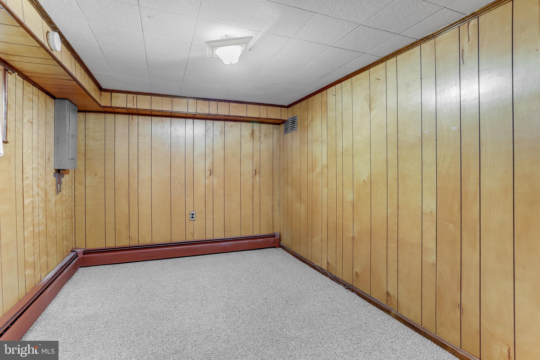 6404 Inwood Drive Springfield, VA 22150 - Photo 37 of 50