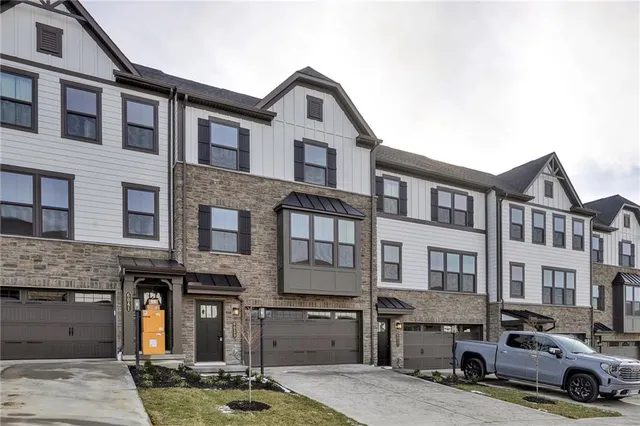 $2,900 | 6039 Ruby Way, Mars, PA 16046