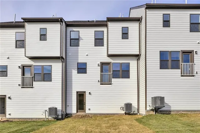 $2,900 | 6039 Ruby Way, Mars, PA 16046