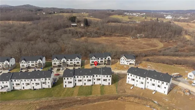 $2,900 | 6039 Ruby Way, Mars, PA 16046