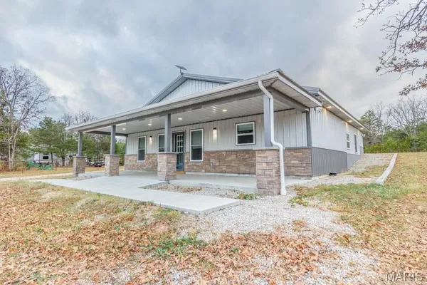 $669,900 | 27551 Steamboat Lane, Laquey, MO 65534