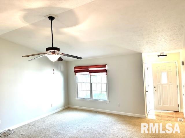 3208 Mackinaw Lane Springfield, IL 62711 - Photo 3 of 22 Gallery Image 3